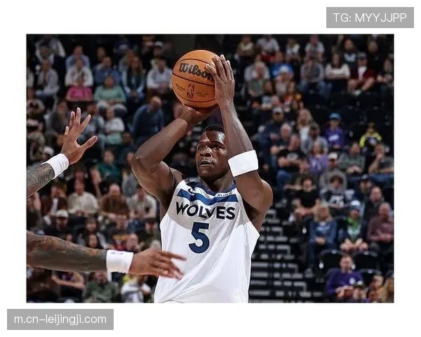 狼队主帅爱德华兹带队顽强防守，但阵容硬实力不足难改保级困局